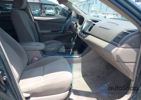 2005 Toyota Camry Le из США, поврежденный, VIN 4T1BE32K25U022636